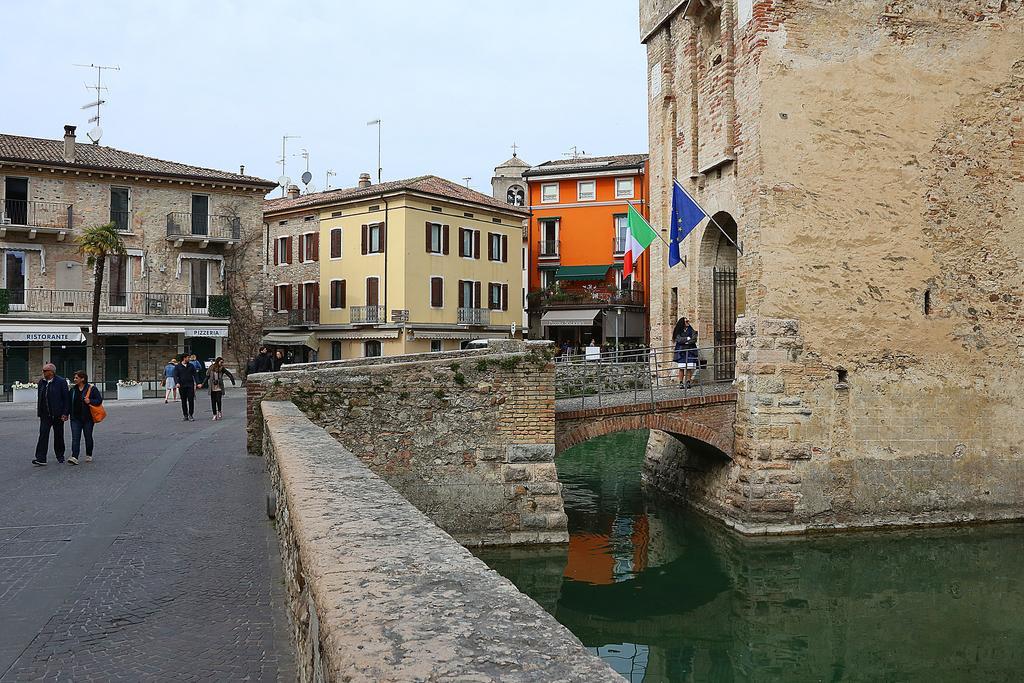 Aurora Sirmione Appartamenti Εξωτερικό φωτογραφία