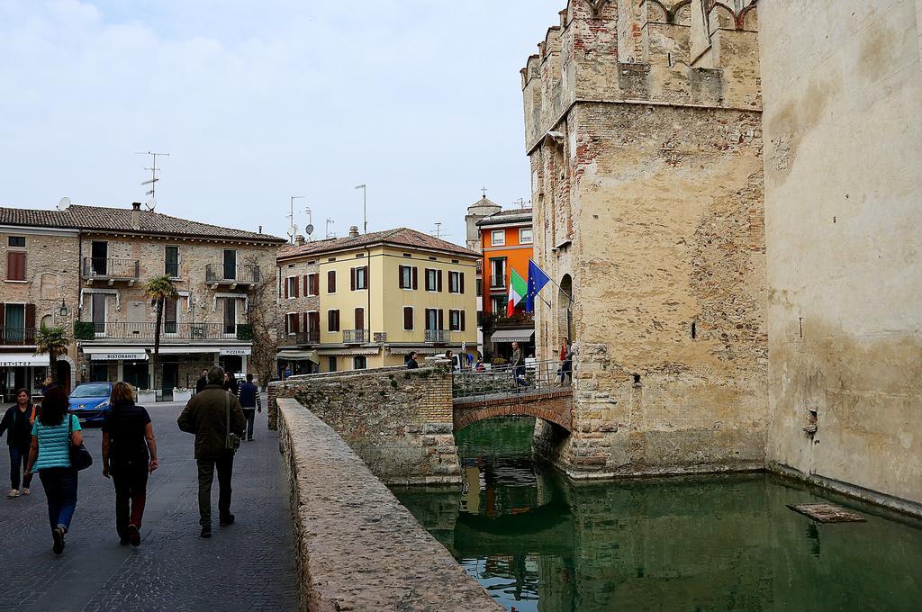 Aurora Sirmione Appartamenti Εξωτερικό φωτογραφία