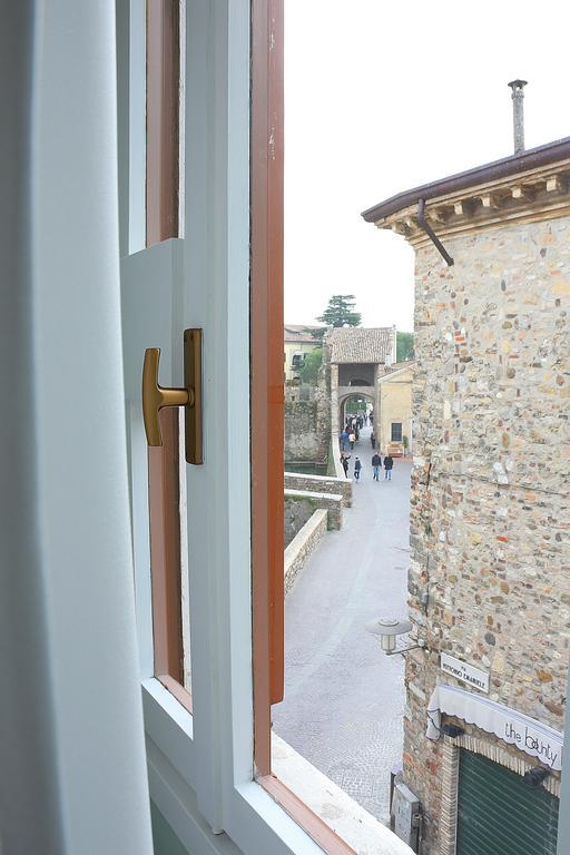 Aurora Sirmione Appartamenti Εξωτερικό φωτογραφία